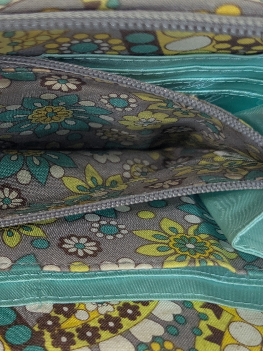 Vera Bradley Zip Around Wallet Paisley Floral Quilted Cotton Gray Yellow Blue - Picture 13 of 13